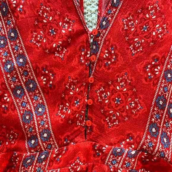 Red romper - Picture 5 of 5